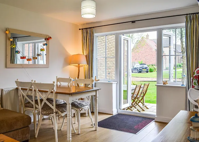 Wolf's Den * Reighton