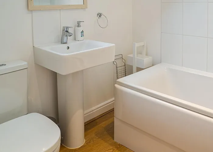 Holiday home Wolf's Den Reighton